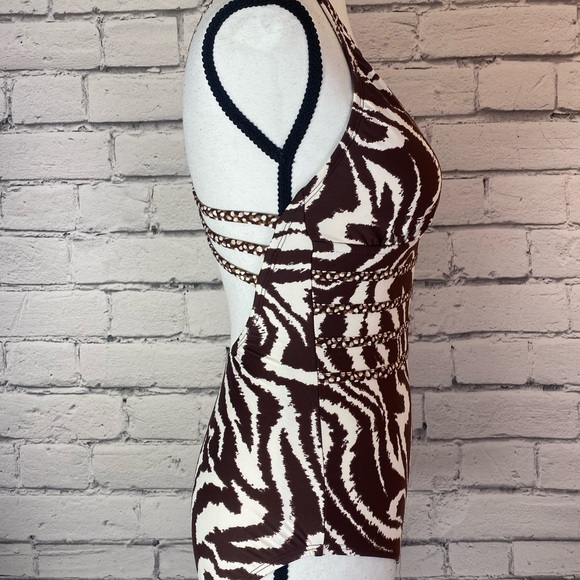 La Blanca Animal Print One Piece Swim Suit White & Brown Size 4 NWT Zebra Print - Picture 4 of 12